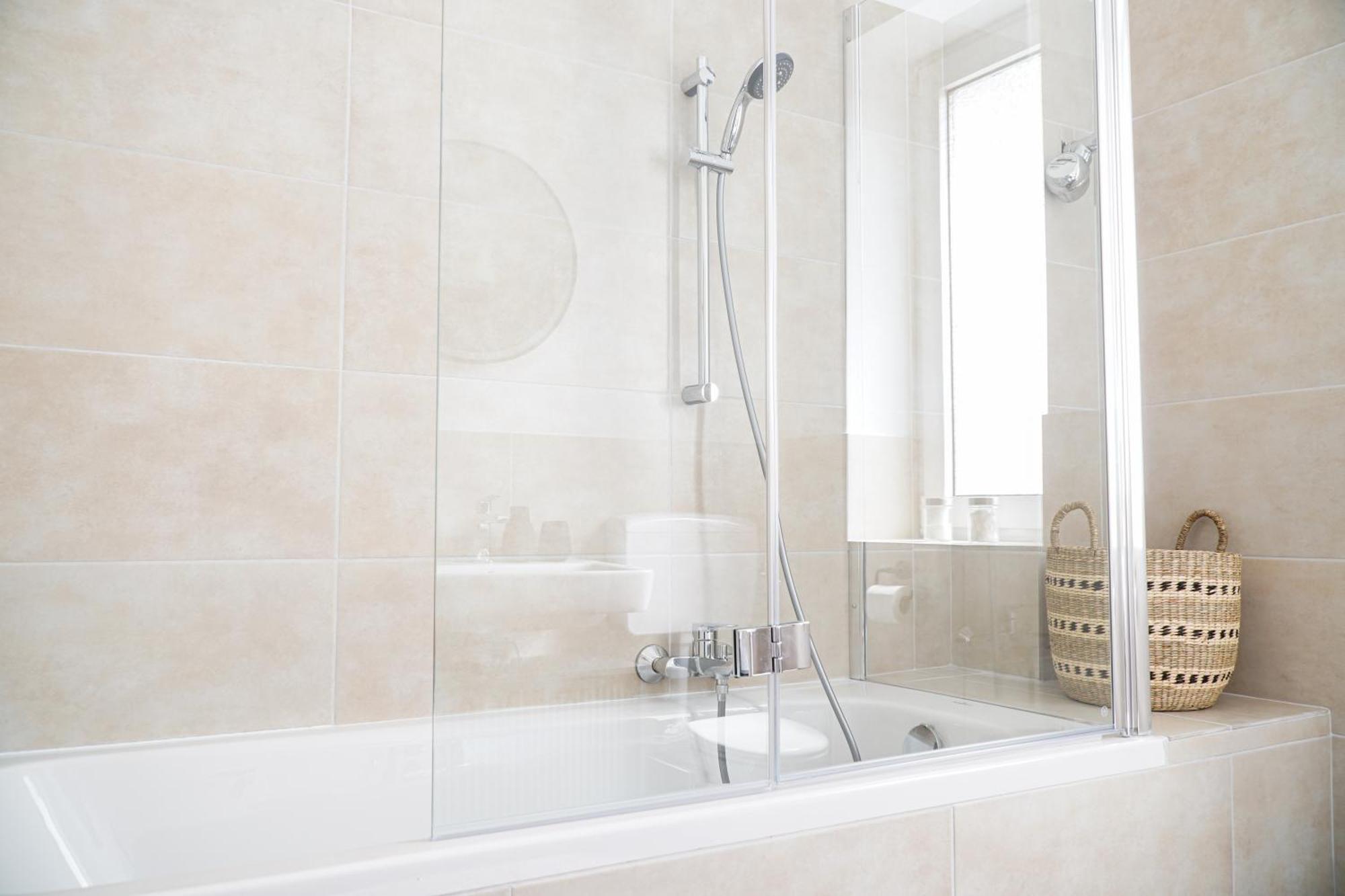 Homefy Balcony Apartment - Up To 4 People - Close To Fair - Free Parking Essen Eksteriør bilde